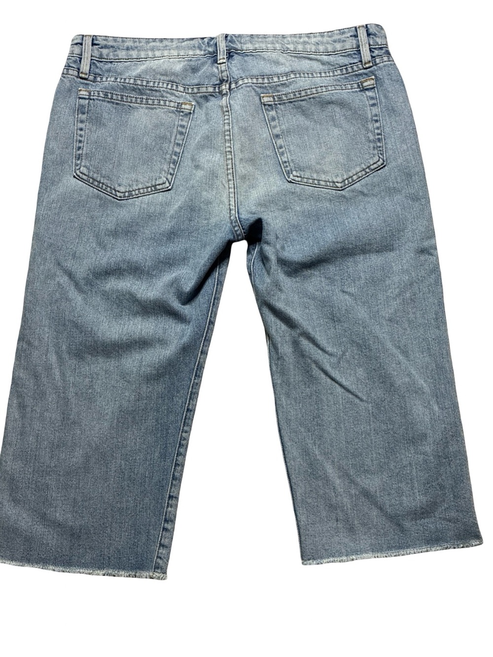 FRAME Denim Long Cutoff Jorts Light Wash Frayed Hem Low Rise Size 28 Distressed - Picture 2 of 6